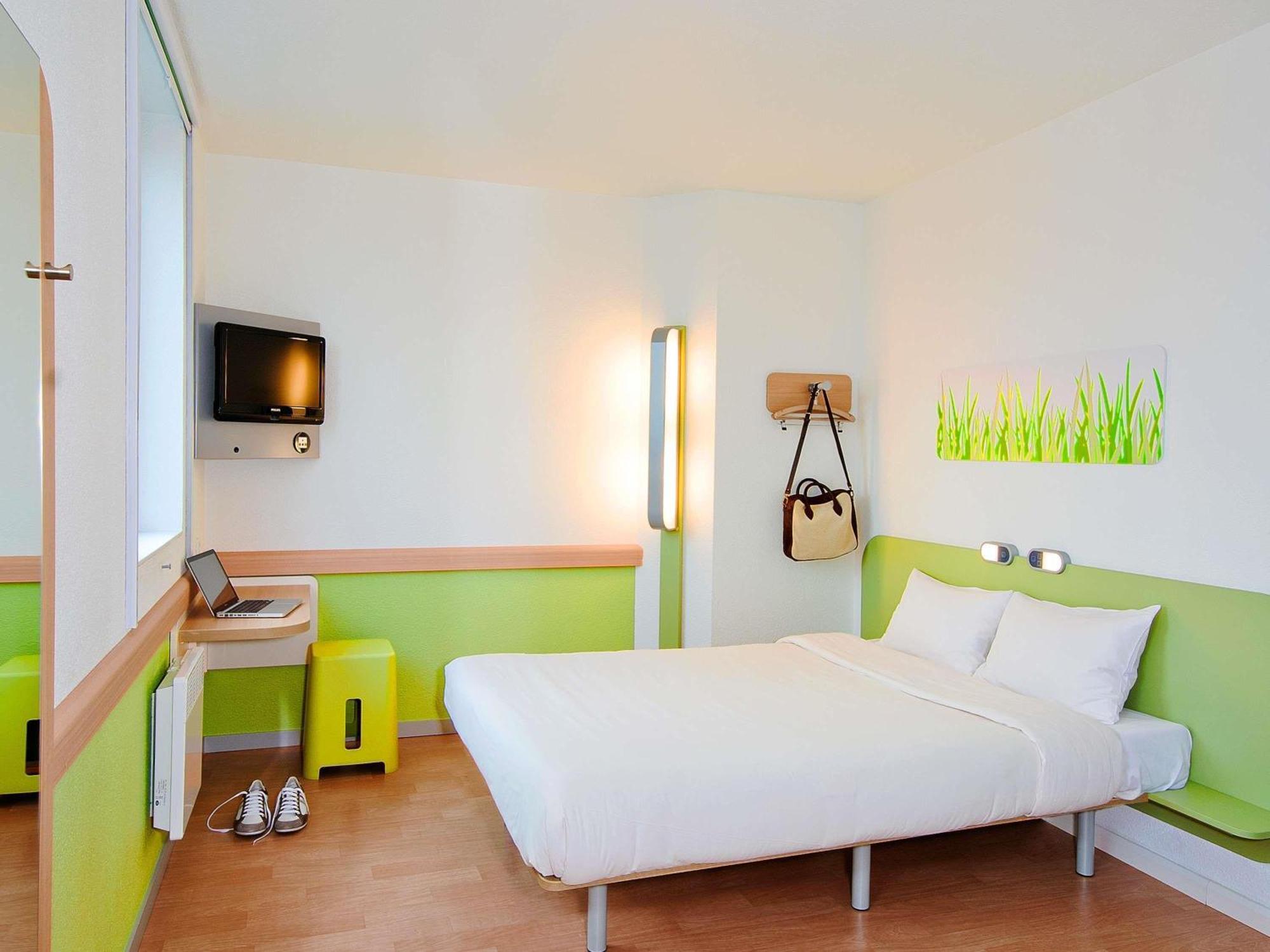 Ibis Budget Remiremont Exterior photo