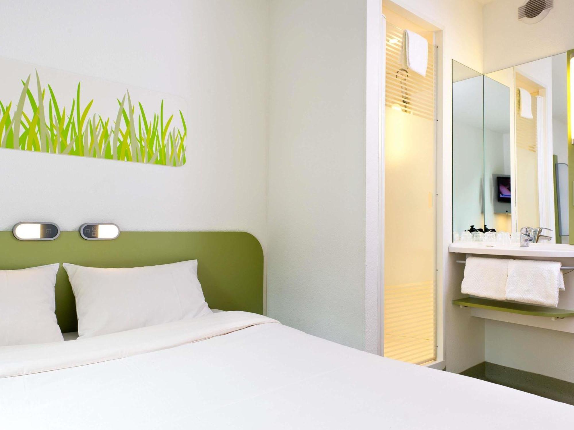 Ibis Budget Remiremont Exterior photo